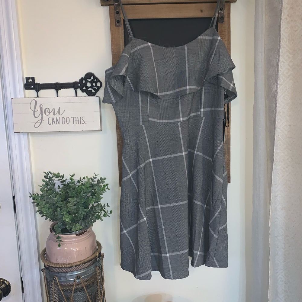 Plaid ruffle trim mini dress/clutch included